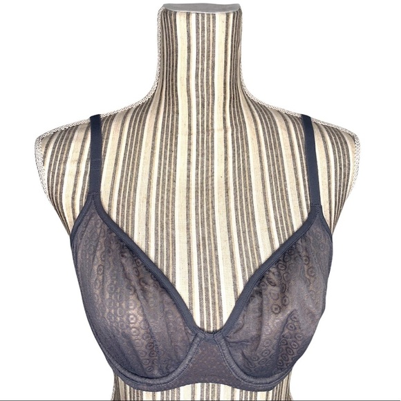 Victoria’s Secret Body By Victoria Unlined Demi Underwire Bra - Picture 1 of 8